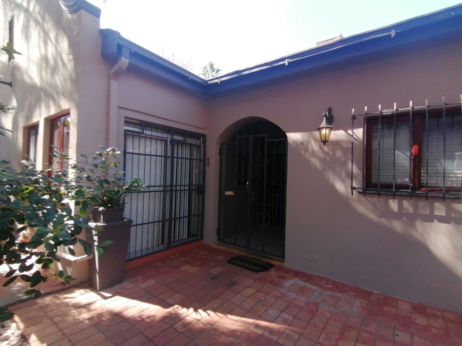 6 Bedroom Property for Sale in Upington Northern Cape